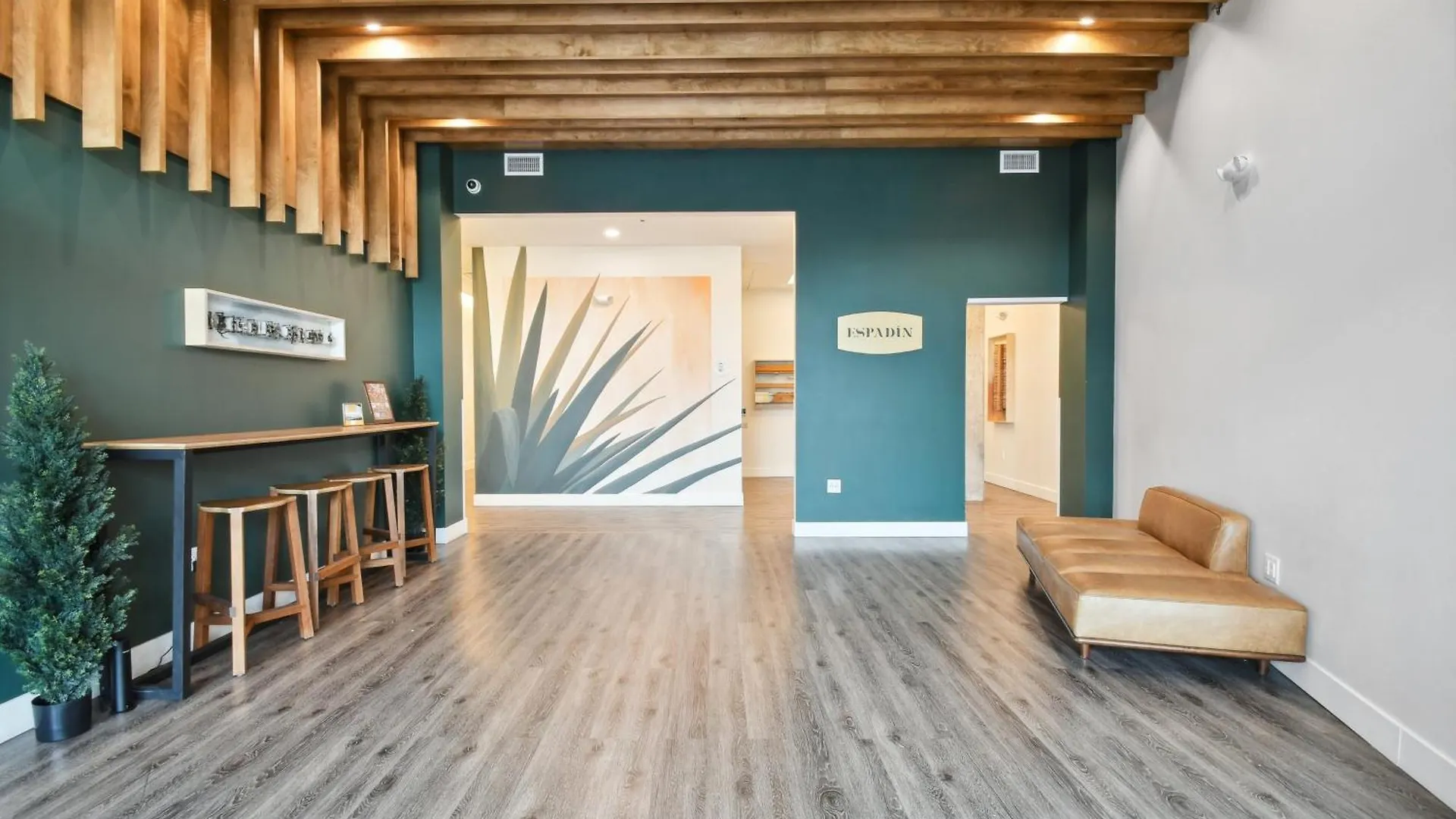 2880: Natural Influence Sanctuary At Espadin Denver United States
